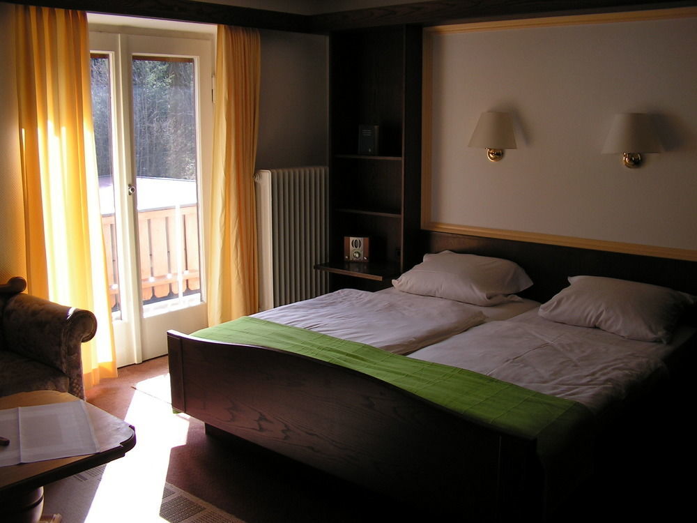 Hotel-Restaurant Zum Hirschhaus Inklusiv Chiemgaukarte 루폴딩 외부 사진